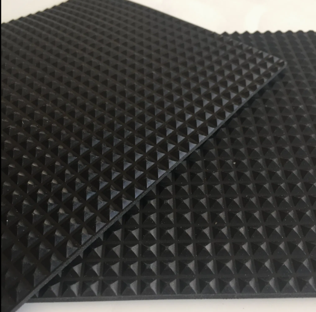 Anti Skid Pyramid Floor Walkway Mat Shock Absorption Rubber Flooring Wet Area Mat