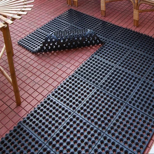 Interlocking Rubber Matting With Holes Bar Garage Shed Tack Room Mats