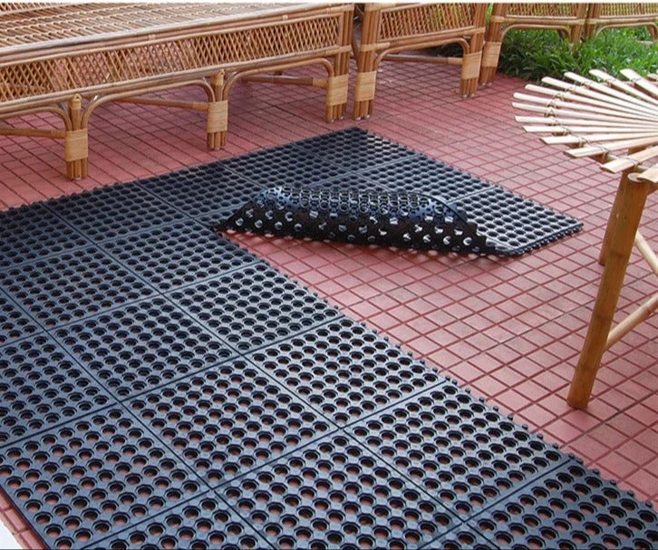 Interlocking Agriculture Rubber Safety Matting With Holes